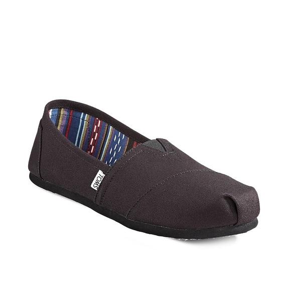 TOMS Classic Slip On Alpargata Canvas, size 7.5 - Picture 4 of 5